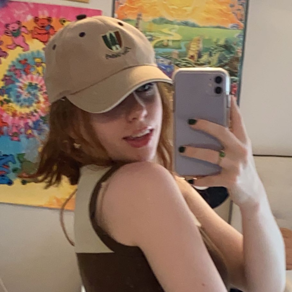 Meet your Posher, Annie